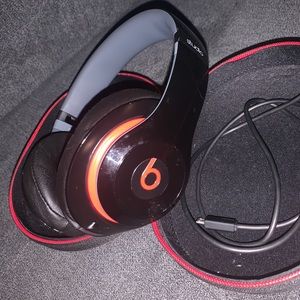 Beats by dr. Dre wire studio 2.0